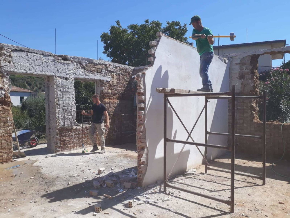 Αναπαλαιώσεις